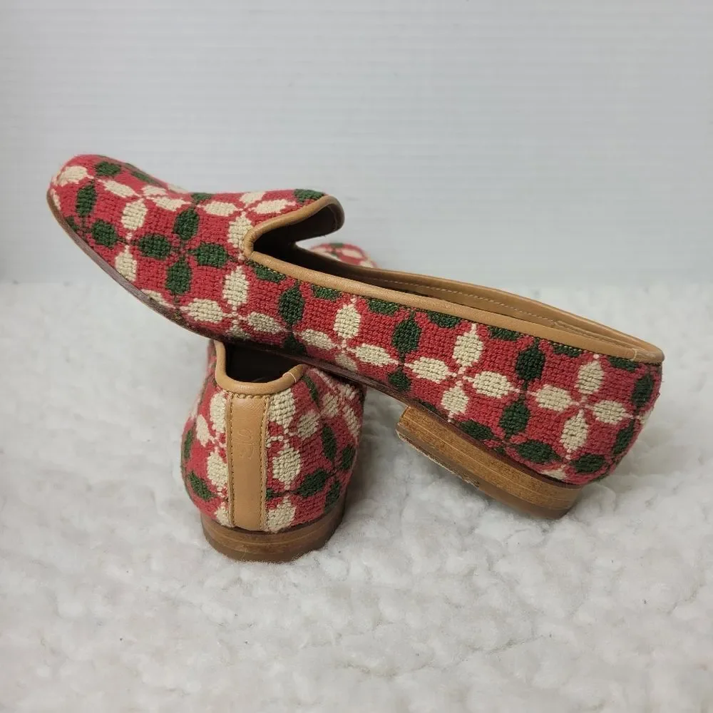 Floral Patterned Loafers
